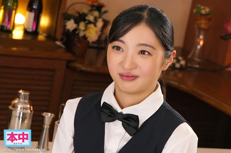 新人性欲強め女性バーテンダーAV女優になった同級生を追って本物中出しデビュー！！ - Image 2