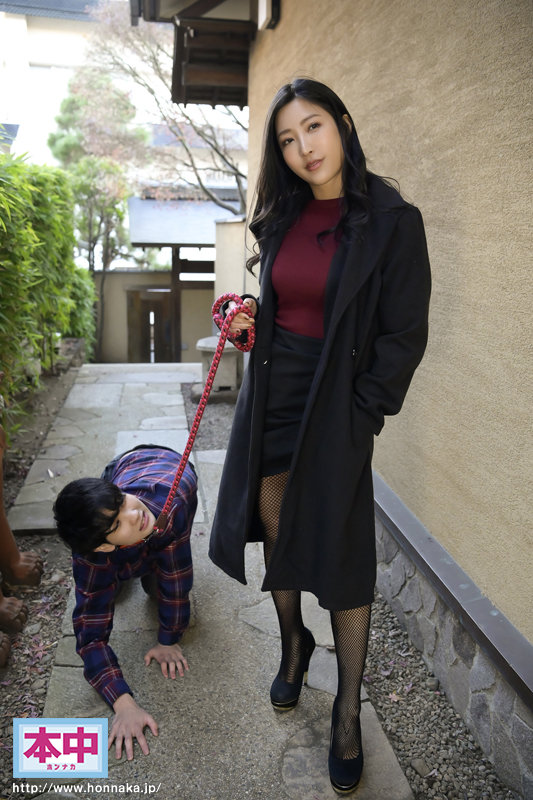 僕だけが知っている女上司の裏顔。 副業がSM女王様と知ってしまった僕は朝から竿がバカになるまで寸止め射精我慢でM男特訓され続けた焦らしデート後の愛あるご褒美中出し - Image 2