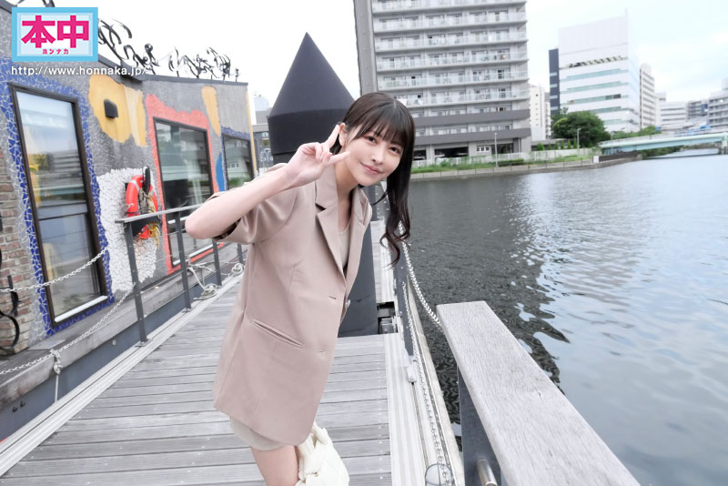 夜の顔しかみたことない風俗嬢に誘われて朝から素顔丸出しデート 真昼間のホテルでめちゃくちゃ中出ししまくった。 - Image 5
