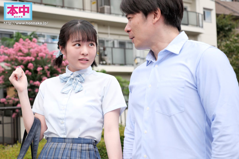 シングルマザーの彼女の連れ子がドストライクすぎて彼女の在宅中に、ホテルでめちゃくちゃ中出ししまくった - Image 2