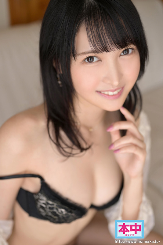 極細美クビレBODYはじめてのナマ中出し 濃密なキスから始まる超敏感ナマ体験 - Image 2