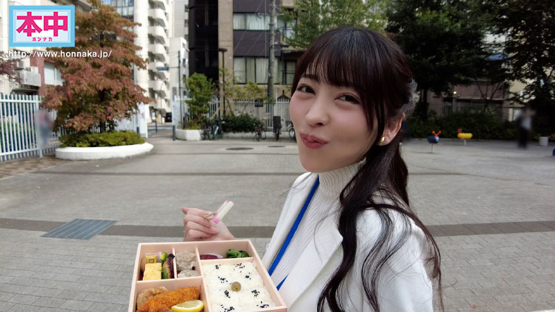 楽しませたら生でヤラせてくれる先輩と逆お持ち帰り中出しデート - Image 2