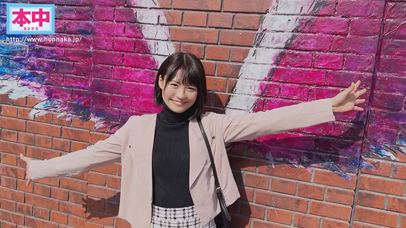いつも可愛いと思っていたカフェ店員をダメ元でデートに誘ったら困り顔しながらも笑ってOKしてくれて、 日帰りデートのはずだったけど、ホテルに連れ込んだら、急にエッチで積極的になってきて、朝までめちゃくちゃ中出ししまくった。 - Image 2