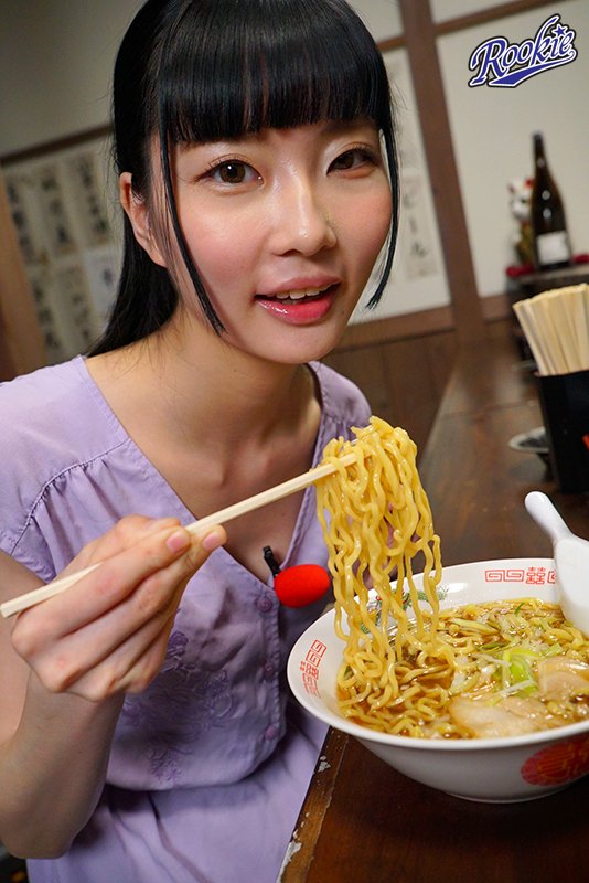 スレンダーボディの超絶美少女がいろんなシチュエーションでエッチッチ - Image 10