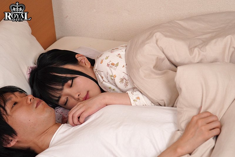 巨乳になってた幼馴染の誘惑に負けて、めちゃくちゃ生中出しSEXした。 - Image 7