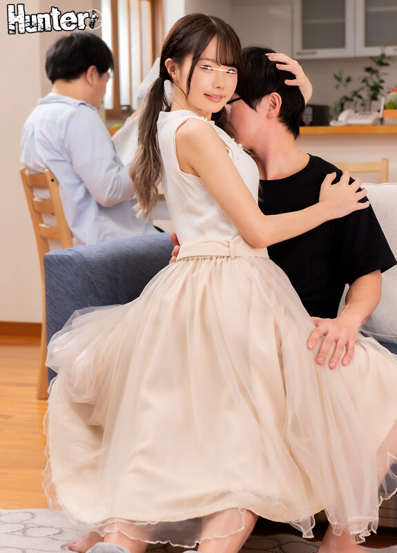 『あっダメ！激しく突いたらバレちゃう…』義妹がロングスカートの中でこっそり即ハメ要求！親の目の前でバレずにドキドキのこっそり連続イキ！3 - Image 6