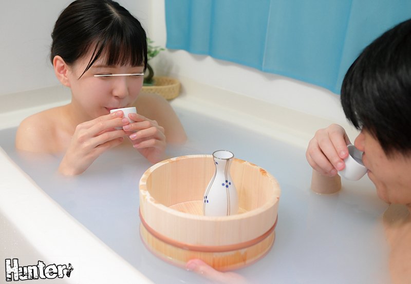 狭いお風呂で二人きり！どストライクな女子（幼馴染、姉、義母…）と自宅で混浴する事に！生のおっぱいは想像以上にキレイで大きくて柔らかくて… - Image 5