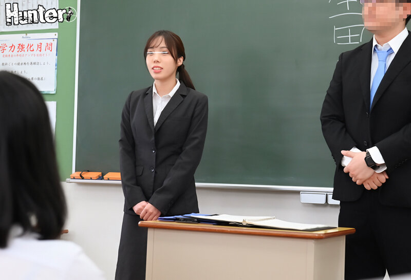 美人教育実習生が不良生徒に連日セクハラされてヤリマン化！ボクの学校に最近やってきた教育実習生は美人でスタイル抜群！教育熱心で生徒たちからの… - Image 3