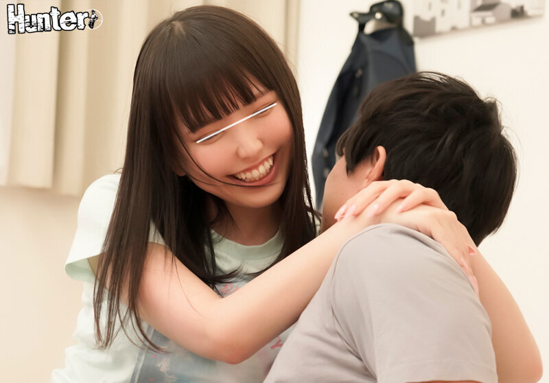 『全然足りない！子供だと思って遠慮しないでいっぱい突いて！』妹とお風呂に入っていたら大人顔負けの激しいベロチュウしながらの抱き着きSEXして - Image 5