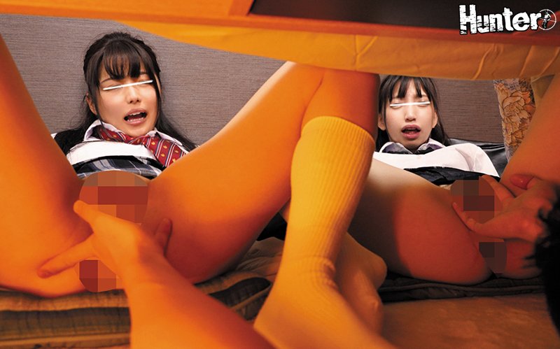 コタツの中はパンチラ天国！綿パンチラし放題！パンツが食い込んでマン筋も見えたりしてフル勃起！実家に遊びに来た姪っ子たちはみんな制服姿で… - Image 5
