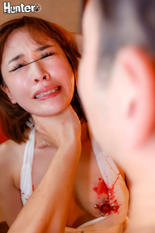 被虐懇願エステルーム ～甚振られるほど恍惚な表情を浮かべるドM変態セラピスト～ - Image 12