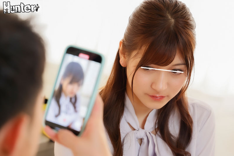 「私のこと気弱で怒らない先生だと思ってた？」2人きりになったら立場逆転！好き勝手にやりたい放題の男子生徒を陰でハメ倒す隠れ痴女教師 - Image 3