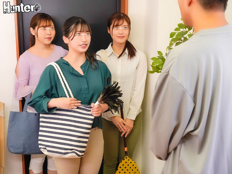 裸エプロンをしながら掃除をしてくれる出張家事代行サービス！料金はお高いが巨乳・巨尻の家政婦さんが掃除してくれてチ○ポも掃除！でハメ放題！ - Image 3