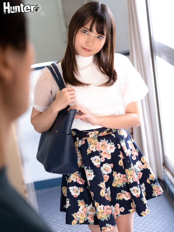 卒業アルバムからかつての同級生を勝手にデリヘル指名できちゃう嘘の様な夢の世界！ - Image 3