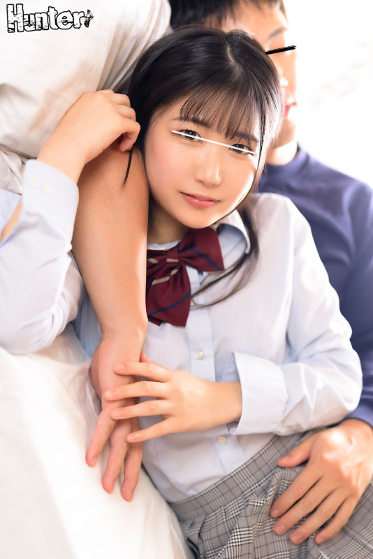 「お願い！腕枕して！」年下の幼馴染に腕枕してたらあまりの密着＆可愛さにフル勃起！ボクの一人暮らしの家に親と喧嘩した幼馴染が突然やってきた！ - Image 5