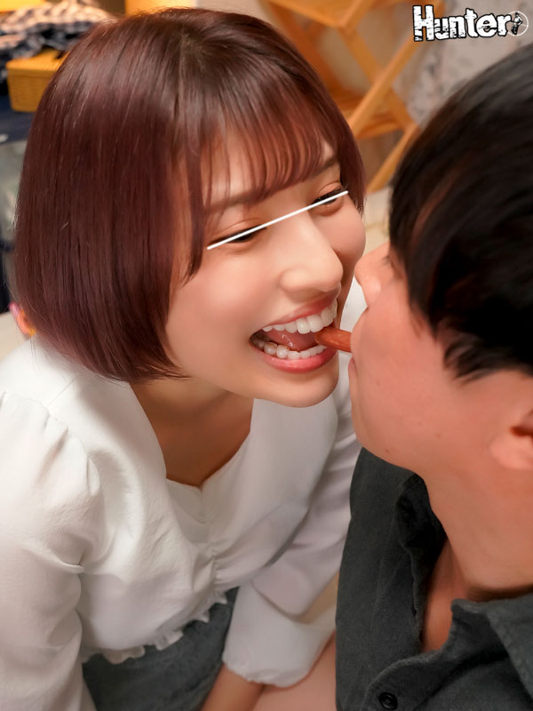 大学デビューしたてのウブな後輩女子と2人きりの王様ゲーム！酔って豹変した女王様の過激な命令に抗えず精子が空っぽになるまで犯されてしまいました - Image 9