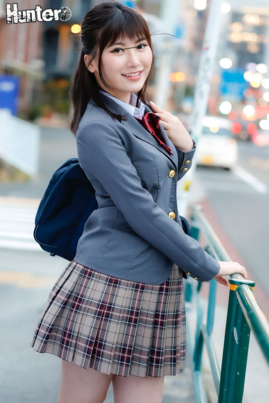 玄関開けたら即激ピス！何度イっても終わらない無限中出し激ピスリレー - Image 6