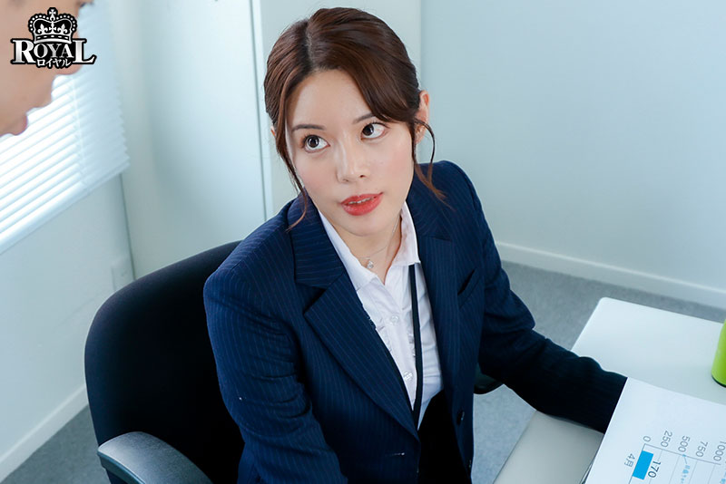 普段は厳しいのに二人きりになると…微笑んでチ○ポを欲しがる甘痴女上司 - Image 3
