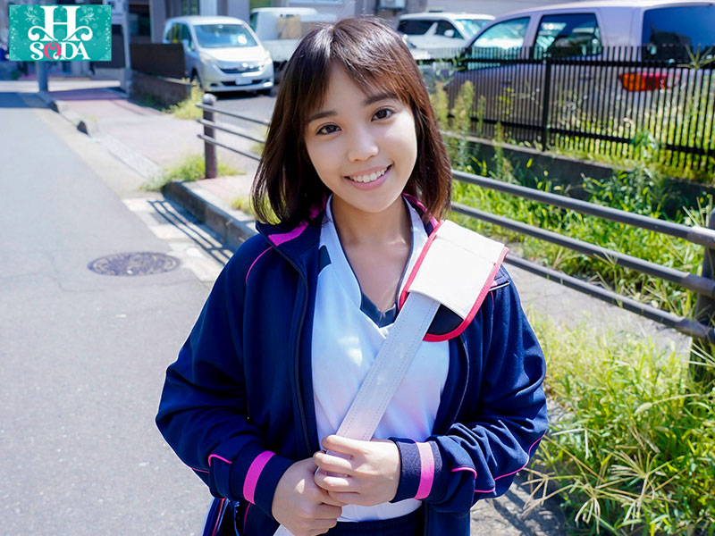 出来心。搾りたての牛乳に檸檬の花を入れたような瑞々しい匂いの少女。 - Image 4