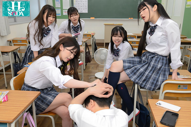 時間停止学級。時間を止める事が出来る神装置で、好きな時に挿れたり、止めたりし放題。 - Image 4