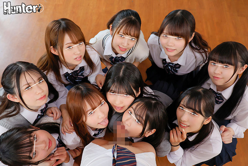 男はボク1人の学校の大掃除は超パンチラ天国！見渡せば視界に広がる無限パンチラに大興奮！去年まで女子校だった学校に編入したら男はボク1人！ - Image 6