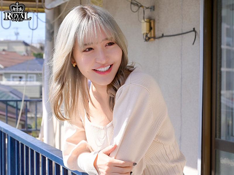 覗きの罰は痴女サド搾精10発！？隣の巨乳ギャルお姉さんの射精ペットになった僕。 - Image 2