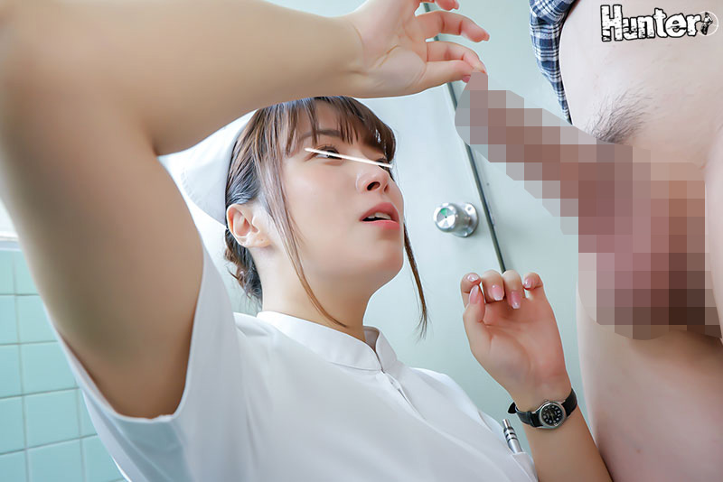 「ホントに包茎？」「剥かせてよ！」人生初の包茎チ○ポに興味津々！看護師のストレス解消法は入院中のボクの包皮を剥いたり戻したり舐めたり挿れたり - Image 5