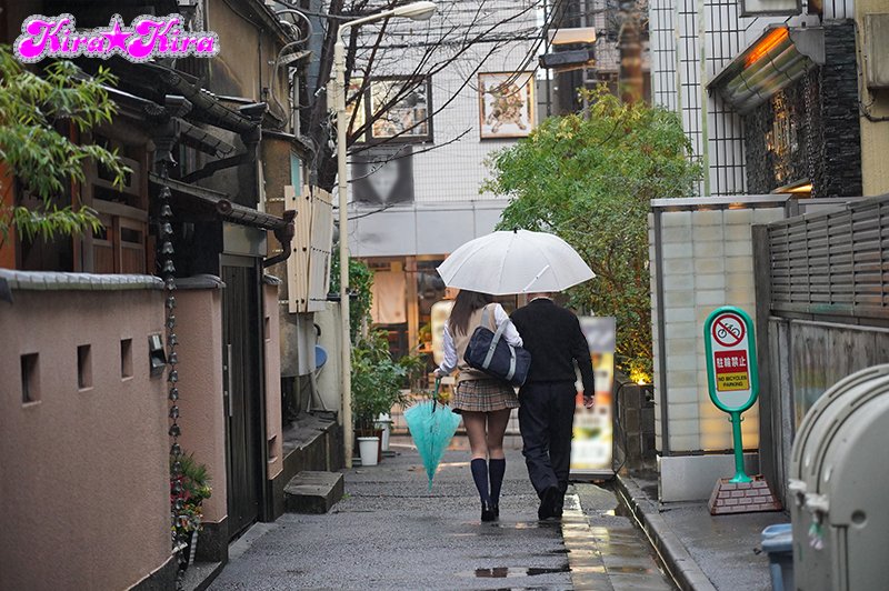 誰もしらない放課後オヤジとクラスの隅っこにいる隠れビッチの放課後キメセク円光 - Image 2