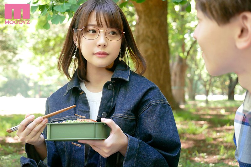 早漏文学美少女初めての見つめ合い追撃絶頂　絶頂直後の敏感オマ●コに突貫ピストン止めない! - Image 10