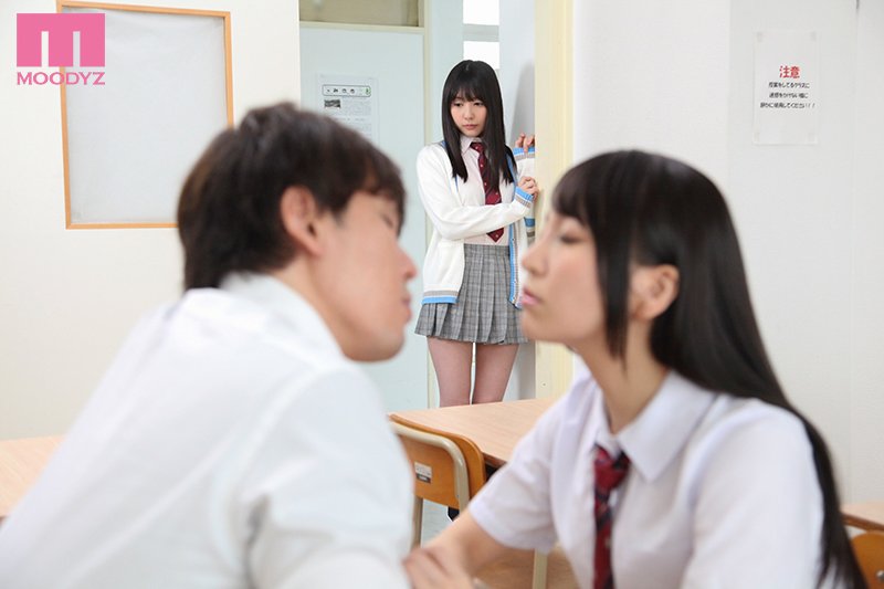 はじめて彼女ができたので幼なじみとSEXや中出しの練習をする事にした - Image 2