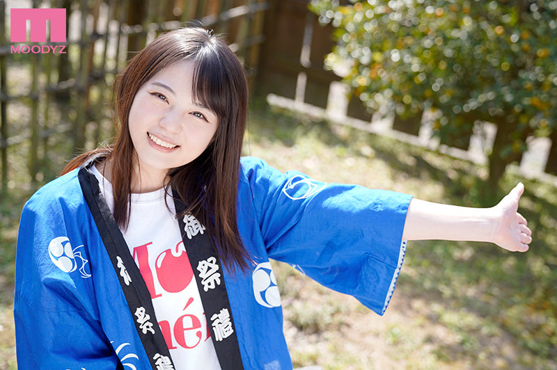 新人19歳無邪気なその笑顔は地元の一番星 無敵のスマイルと名付けられた純情美少女本物ジモドル（地元アイドル）AVデビュー - Image 2
