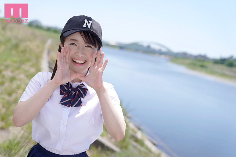 新人 エッチな青春がしたいッ！全国野球大会出場経験有り！関東圏内の“可愛い女子マネ”と掲示板でスレが立った 爽やか笑顔の直球美少女 AVDEBUT!! - Image 2