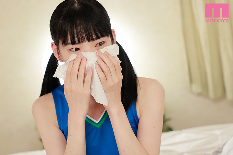 新人20歳 バドミントンにもエッチにも全力スマッシュ美少女 AV debut - Image 3