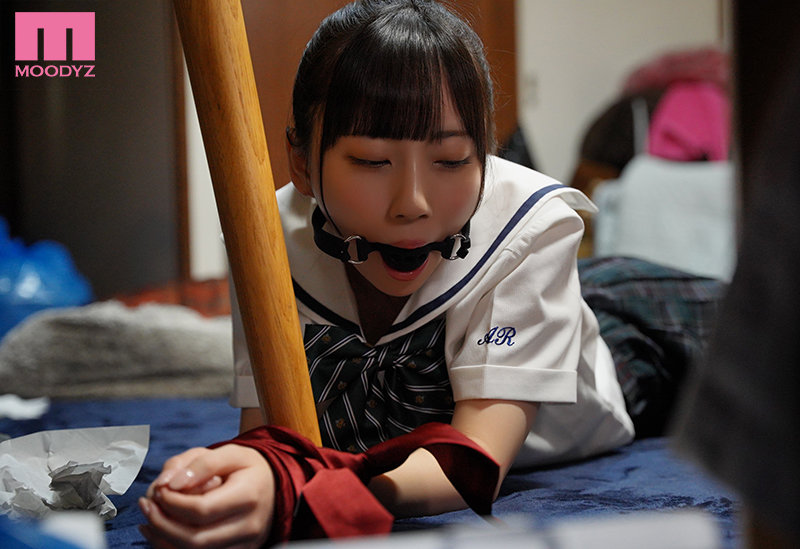 「みあちゃんに彼氏が出来たなんて…」 10年分の片思いが爆発する隣人の異常性欲オヤジが媚薬でキメセク監禁 ゴミ部屋で汗だく失禁いいなり同棲させられた3日間 - Image 2