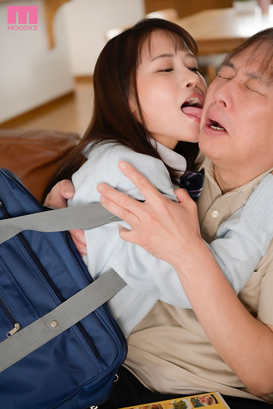 妻の連れ子が超ファザコン！中年オヤジの僕を＜乳首コリちゅぱ、アナル舐め舐め＞パパちゅきちゅき舐めしゃぶりだいしゅきホールド - Image 5