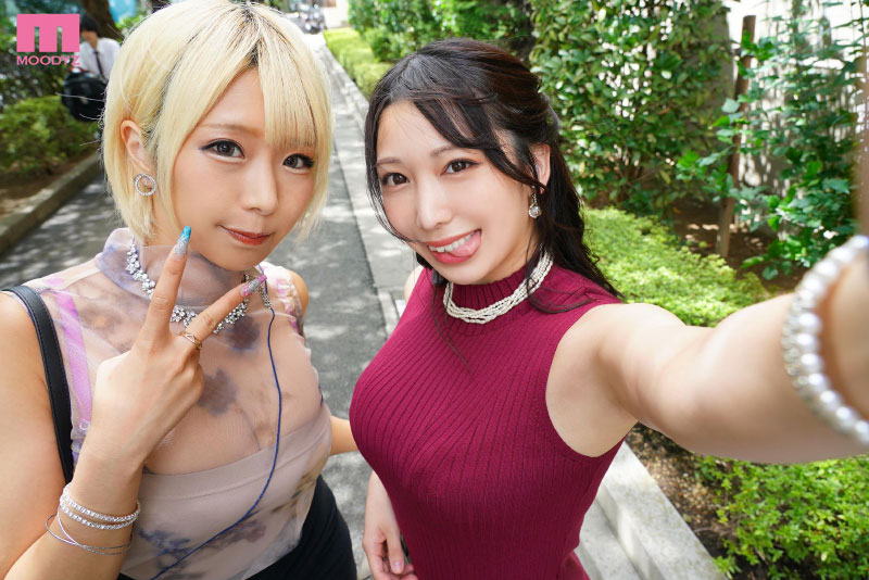 M男クン家にデカ尻ギャルGOGOデリバリー！「W巨尻プレス杭打ち中出しで犯してやるからな」 - Image 2