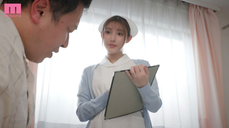 不倫中の担当ナースを退院までの一週間、口止め料精飲ご奉仕させた - Image 2