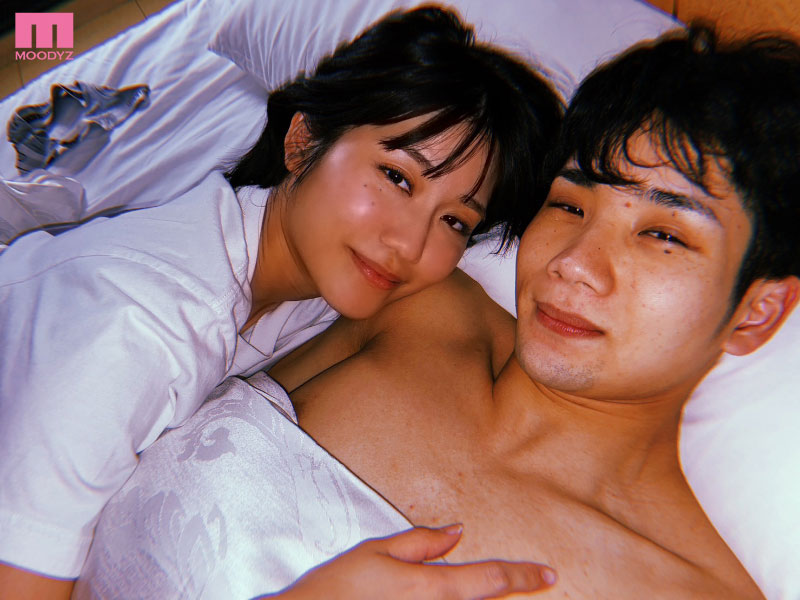 「私、明日この家出るね」 そうなんだ…じゃあ今日、最後のセックスしよ。 7年付き合った彼女と童貞の頃のように痴女られ中出ししまくった引っ越し前の3日間。 - Image 3