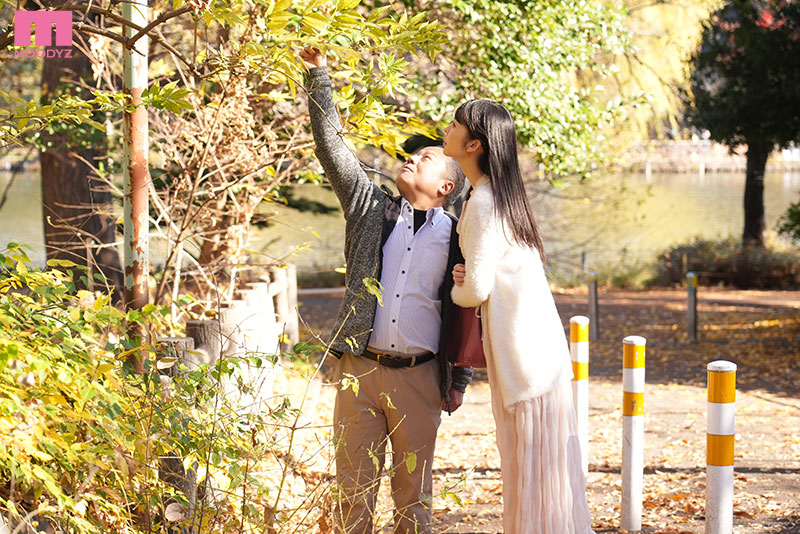 寝取らせ串刺し眠姦 妻に眠剤を飲ませて、知らない男達に無防備な体を貸出しさせる寝取らせ夫 - Image 2