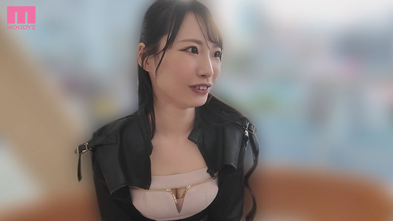 今日はお金いらないから一緒にいよっ　夜の顔しか知らないラウンジ嬢に誘われてお金も延長料金も発生しない制限の無い時間の中で朝から素顔丸出しデートその後、ホテルでひたすら中出ししまくった。 - Image 4