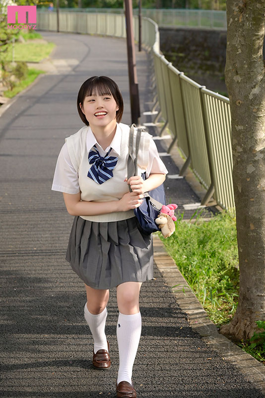 無限性欲レ●プ魔の義父の絶倫チ〇ポがドストライク！母が再婚した絶倫親父に何度も何度も無理やり犯され続けた青春時代 - Image 2