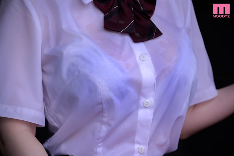 突然の大雨…濡れ透けNTR　いつもJ●彼女を送ってさよならする田舎の終着駅で知らない中年オヤジのチ●ポの虜になっているなんて… - Image 3