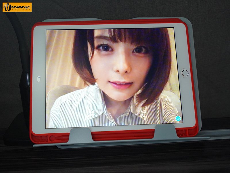 テレワーク不倫VR 自宅に購入したプライバシーテントの中で妻がいるのに部下を呼び出して白昼密室不倫体験！！ - Image 3