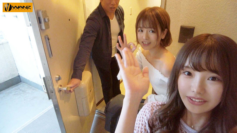 お前らチ〇ポ洗って待っとけよ! Ｍ男クンの自宅にいきなり家凸! Ｗ小悪魔ＳＥＸデリバリー!! - Image 3