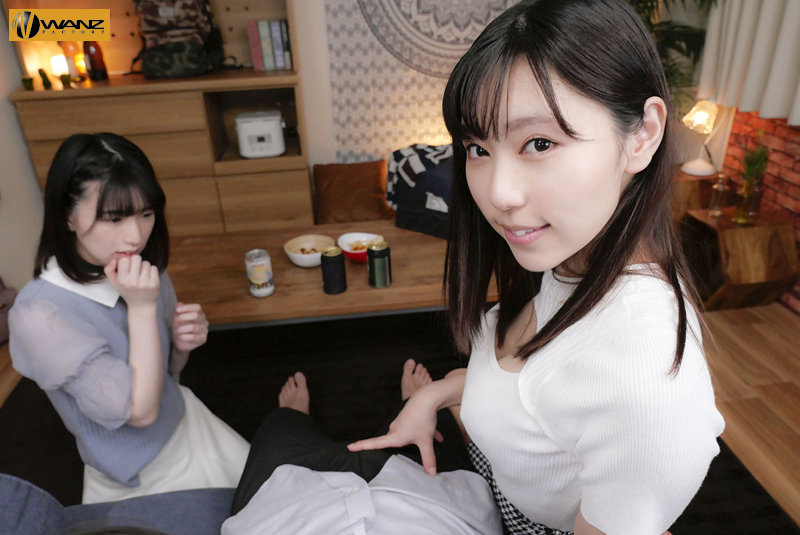 ボクを誘う元カノとボクを守る今カノに朝までオモチャのように悪ノリ痴女られSEX よくわからないうちにこれって最高のシチュエーションじゃん！！王様ハーレム絶倫性交！ - Image 3