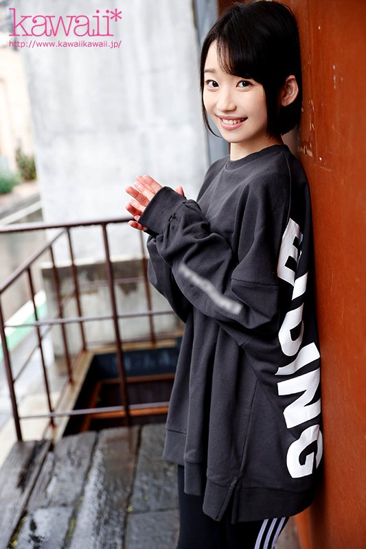 ショートカットでイキ顔丸見え!超敏感体質の膣イキの天才 AAカップ超ガリ細スレンダー美少女 エッチを全力で楽しむAVデビュー作 - Image 11