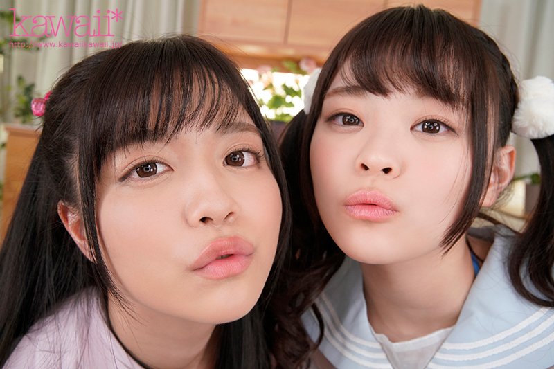 「何これ!ヌルヌルでえちえちだね♪」好奇心旺盛なアイドルに性処理マネージャー扱い…ローションだっくだくサンドイッチ逆3Pでイキ果てた僕。 - Image 5