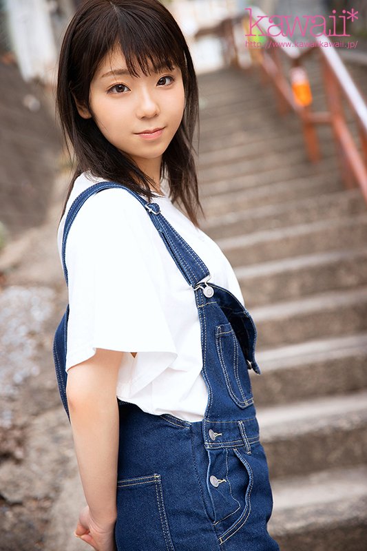 ピュアで素直で性欲旺盛！もち肌ゆるふわ美少女19歳 青田のぞみＡＶデビュー - Image 2