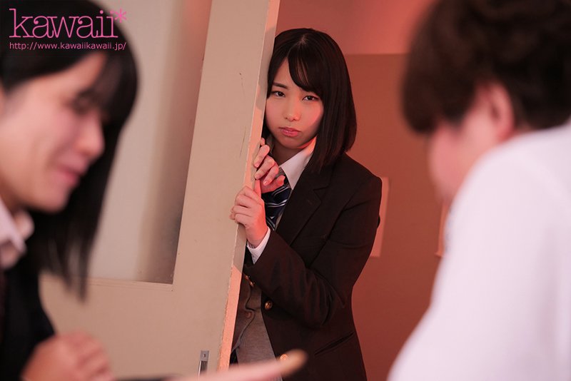 女子と会話しただけで嫉妬して邪魔してくる僕のことが大好きすぎる幼馴染に校内でこっそり大胆に射精管理されまくった青春の1ページ - Image 2