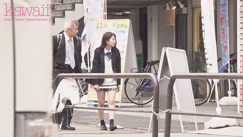 進学を決めてくれた恩師と援●交際でまさかの再会…睡眠薬を飲まされホテルで犯された女子生徒 - Image 2